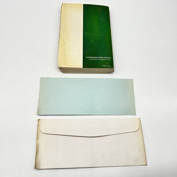 RARE! Vintage 1960/70s Tupperware Demonstration Guide & Envelop/Gift Certificate - Picture 2 of 16